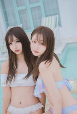 La piscina “Sexy Swimsuit 3” di Kagakusaka Mafuyu emana il fascino del giglio (96P)