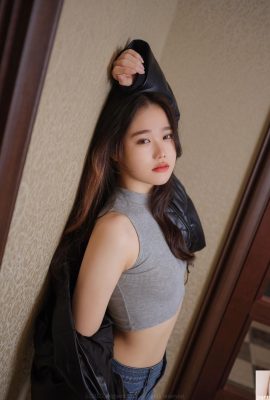 [Sira] La figura di questa bellissima ragazza coreana sarà troppo bella?  (40P)