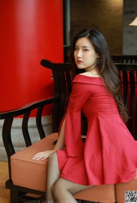 [IESS] Modello: Xiaobao “Dea in abito rosso” (77P)
