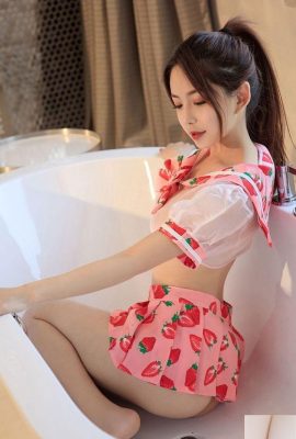 La bellissima modella Shirley Rui ha gambe snelle, sedere vivace e bel seno (33P)