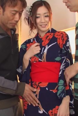 Yukata Nadeshiko prende a calci la sua pelle flaccida – Kaori Maeda (115P)