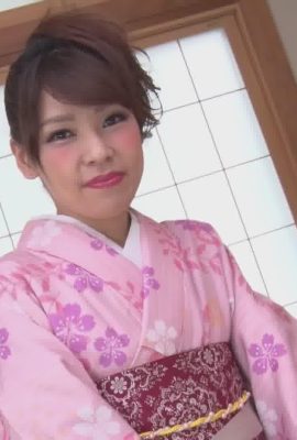 Una bellezza famosa risponderà tranquillamente alle tue richieste – Kotomi Yamasaki (110P)