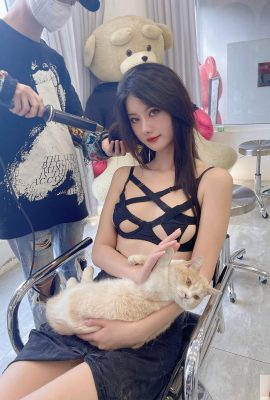 [Raccolta su Internet]La bellissima modella di XiuRen è A’Zhu “Si sta solo lavando i capelli”[31P]