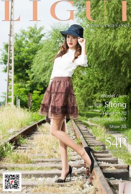 (Ligui Internet Beauty) 20171213 Le bellissime gambe del modello Sitong con carne di maiale tagliuzzata accanto alla ferrovia (55P)