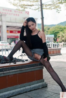 (Collezione online) Modello XiuRen-Xiao Ziyi Alice “Abito grigio seta nero” (Parte 2) (83P)