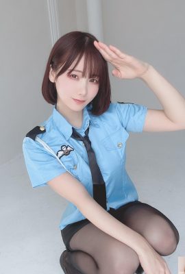 Il cosplay della polizia di Kenken vuole mostrare 2 (24P