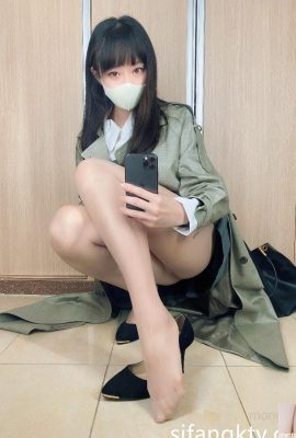 Mongseri coreano – raccolta di foto estreme all'aperto di celebrità di Internet con natiche paffute (3) -01 (100P)