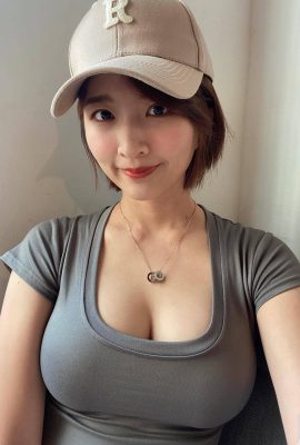 (Raccolta online) Moglie tettona e ragazza taiwanese Liang Liang (30P)