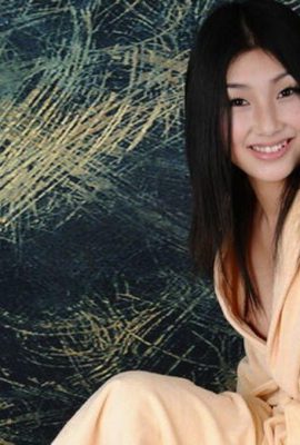 Set per il servizio fotografico privato del corpo della modella cinese Weiwei (87P)
