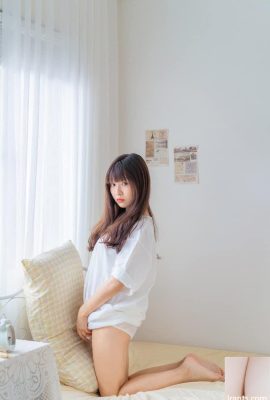 Xiaoyun giovane e sexy (32P)