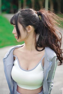 La bella ragazza “Youxin” ha un aspetto elegante e curve feroci, e più la guardi, più diventa calda (10P)