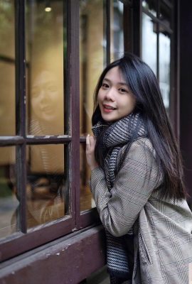 La bellissima insegnante “Qianyu” ha un sorriso smagliante ed è così affascinante, e anche il suo corpo è fantastico (10P)
