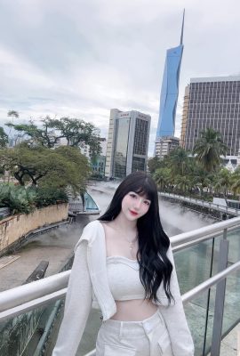 La bella ragazza “Xiao Yunxi” ha una figura sexy e un sorriso seducente che ti fa ribollire il sangue (10P)