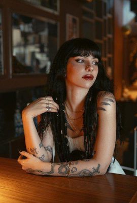 (Suicide Girls) 11 settembre 2024 – Alyblackkk – Teoria ibrida (48P)