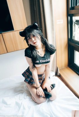 Zia  Loozy Neko (143P)