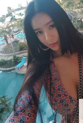 Seni! La fitness girl tettona Serim Moon (23P) che ha vinto il primo posto in Corea del Sud (BikiniFitness)