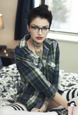 (Suicide Girls) 19 marzo 2015 – Leighraven, parlami da nerd (50P)