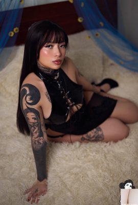 (Suicide Girls) 20 ottobre 2024 – Emelody – Senza titolo (49P)