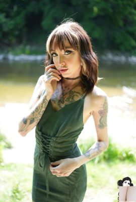 (Suicide Girls) 12 dicembre 2024 – Lovesick – Forest Eyes (41P)