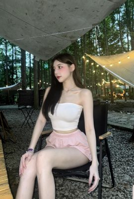 La straordinaria bellezza “Zhuang Tiantian” mostra la sua incredibile figura ed è allo stesso tempo elegante e sexy! (12P)