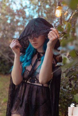 Suicide Girls) 30 dic 2024 -Bly -La luce più oscura (41P)