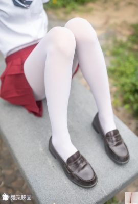 (Rabbit gioca con i film) – Loli's Red Dress (40p)