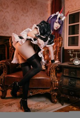 (Collezione online)  Welfare Girl Hualing “Shuttton Maid” VIP Exclusive (75p)