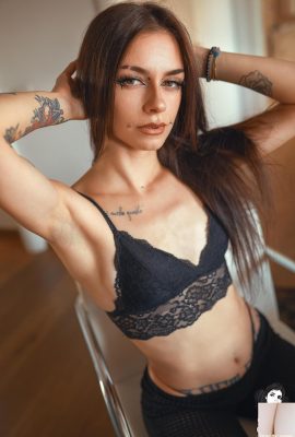 (Suicide Girls) 12 marzo 2025 – Ladytrippie – parte di me (48p)