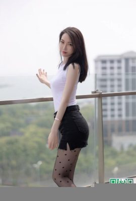 Dea del temperamento Meng Xinyue biancheria intima color carne graziose e affascinanti (86p)