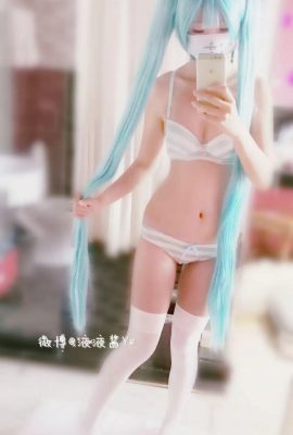 (Liquido liquido yeye) vocaloid – Hatsune Miku (28p)