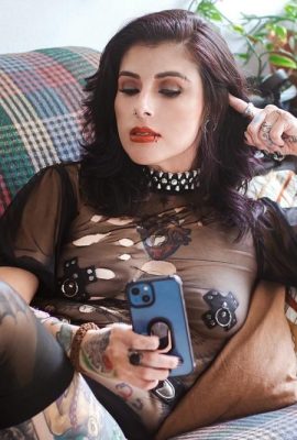 (Suicide Girls) 19 maggio 2025 – Daphnep – Bright Darkness (59p)