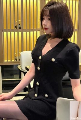 La ragazza dai capelli corti “Xu Lizhi” ha un seno grande e grassoccio (10p)