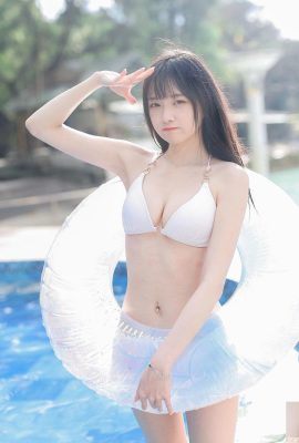 Il piccolo cavallo “Yuanyuan” conquista la vista maschile “gocce d'acqua di seni teneri” seduce il tuo cuore (10p)