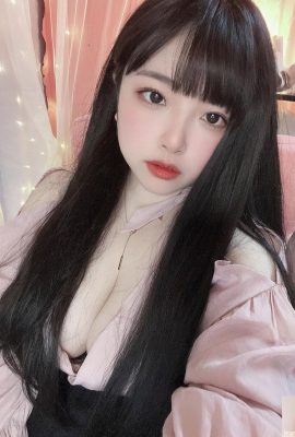 I seni grandi e la fidanzata “Luyiyi” scanalature piene e profonde sono così allettanti che i netizen non possono trattenere (10p)