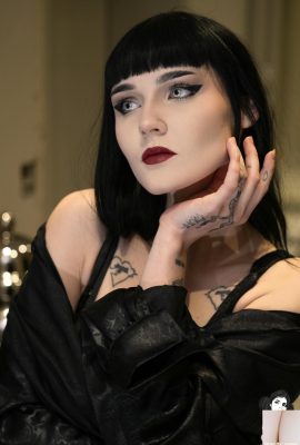 (Suicide Girls) Giugno 04, 2025 – Raziel – Solarium (42p)
