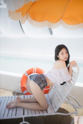 (Yeon Woo) che mostra un corpo sexy e bello (37p)