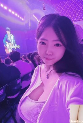 Dolce e indegno di vita “Zhang Yu Tako” rivela gambe bianche, tenere e sottili (10p
