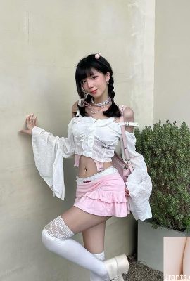 La bellezza sexy “Qian Bao” è così disgustosa che è così piena di sesso (12p)