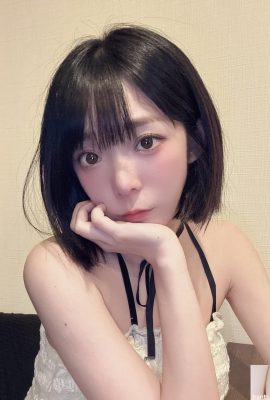 La bella ragazza “Chano Tracy” ha un bel corpo e sembra così seducente! Davvero molto piacevole per l'occhio (10p)