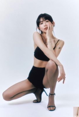 La bella dea del seno “Zi Zi” è piena di grassne e incredibilmente piena di elettricità (10p)