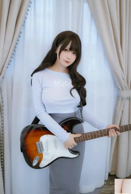 (Collezione di Internet) Nyako Meow – Guitar Sister (71p)
