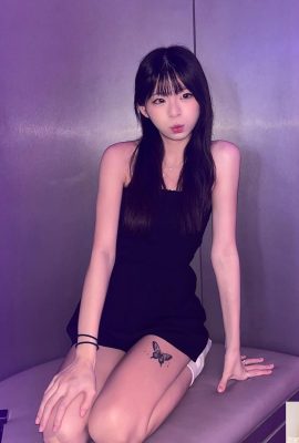 Le bellissime gambe di “Min Xuan” vengono spazzate via in modo elegante e seducente (10P)