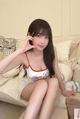 L'impeccabile tentazione di “Yili” per le curve carnose che non possono essere ignorate (10P)