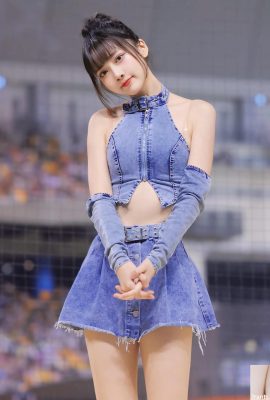 Gli occhi grandi e profondi di “Yi Chen” e la figura sexy sedurranno il tuo cuore (10P)