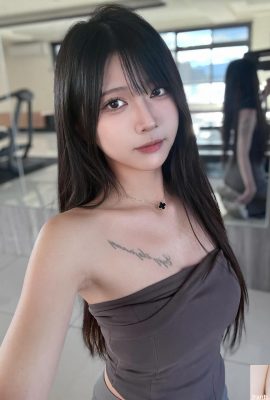 “Hitomi Kimi” nasconde infinite tentazioni sotto il suo dolce aspetto (10P)