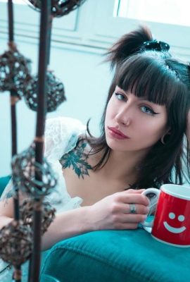 (Suicide Girls) 20 luglio 2025 – Entrophi4 – Mattino cupo (40P)