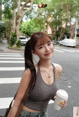 “Yuan Yuan” ha un corpo seducente sotto il suo viso puro (10P)