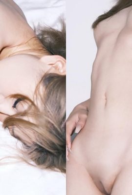 La ragazza bionda con i tatuaggi espone con coraggio il suo bel corpo e la sua tenera figa, il tutto esposto (11P)