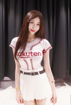 “Sandy 31” Il sorriso angelico e la figura diabolica fanno provare desiderio alle persone dopo averlo guardato (10P)