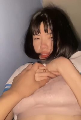 La mia ragazza è stata tradita dal suo ragazzo ed è stata penetrata da dietro in modo che potessi vedere chiaramente il suo buco del culo (10P)